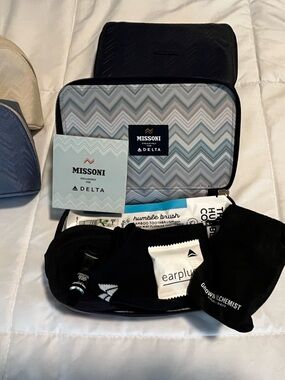 Delta unveils new amenity kits and bedding - including a cuddle pillow